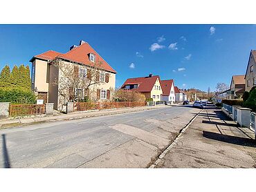 S26-02-012: Pfaffenstieg 3
							06628 Naumburg (Saale)