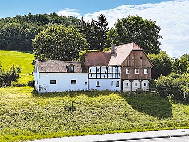 S26-03-029: Zollstraße 33
							02782 Seifhennersdorf