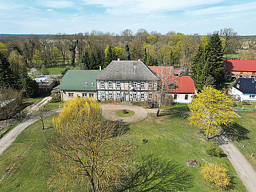 P26-02-027: Siedlungsweg 10
							16866 Wutike