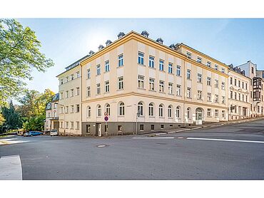 S26-04-040: Oststraße 7
							08468 Reichenbach