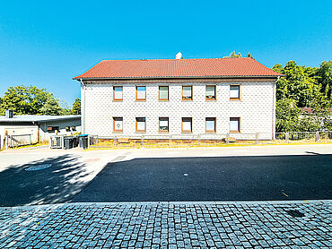 D26-03-027: Schwarzwasserweg 17
		98527 Suhl