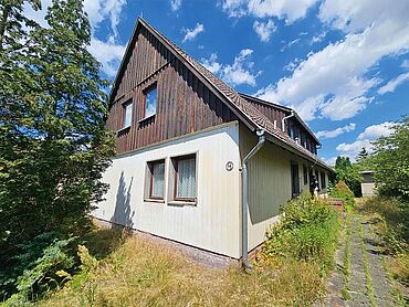 S26-03-064: Feldgasse 4, Försterstraße 1
							06785 Oranienbaum-Wörlitz