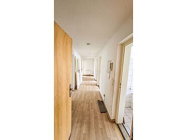 S26-04-052: Dorfstraße 10 a, 10 b
							04552 Borna