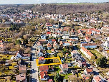 S26-02-012: Pfaffenstieg 3
							06628 Naumburg (Saale)