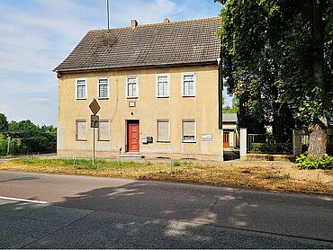 S26-03-062: Radegaster Str. 4
							06780 Zörbig