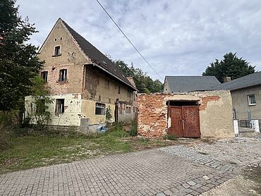 I26-20-004: Schmiedegasse 6
		06712 Zeitz