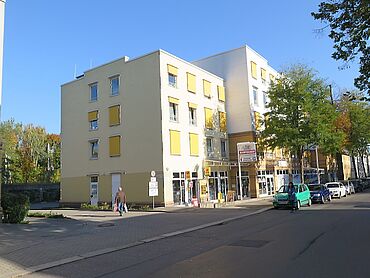 D17-04-021: Neefestraße 38
							09119 Chemnitz