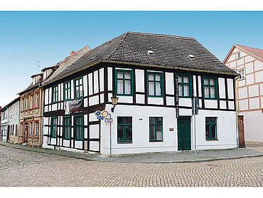 P26-03-019: Lange Straße 18
							39539 Havelberg