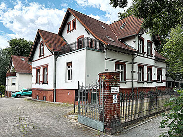 P26-02-026: Brieseallee 38
							16547 Birkenwerder