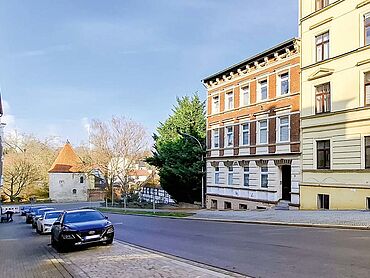 S26-02-002: Steinsgraben 7/Rothestraße 28
							06712 Zeitz