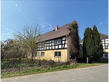 S26-02-027: An der unteren Dorfstraße 2
							04617 Starkenberg