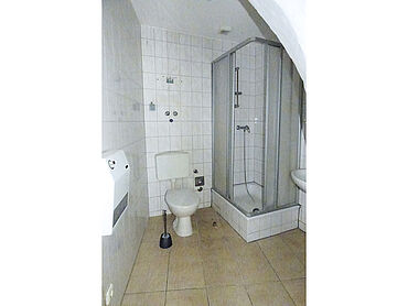 S23-01-048: Große Burgstraße 11
							06667 Weißenfels