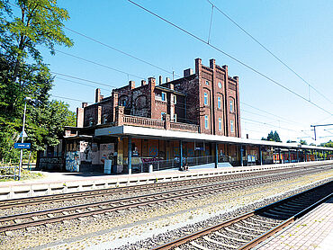 D26-03-038: Bahnhofstraße 17
		39307 Genthin